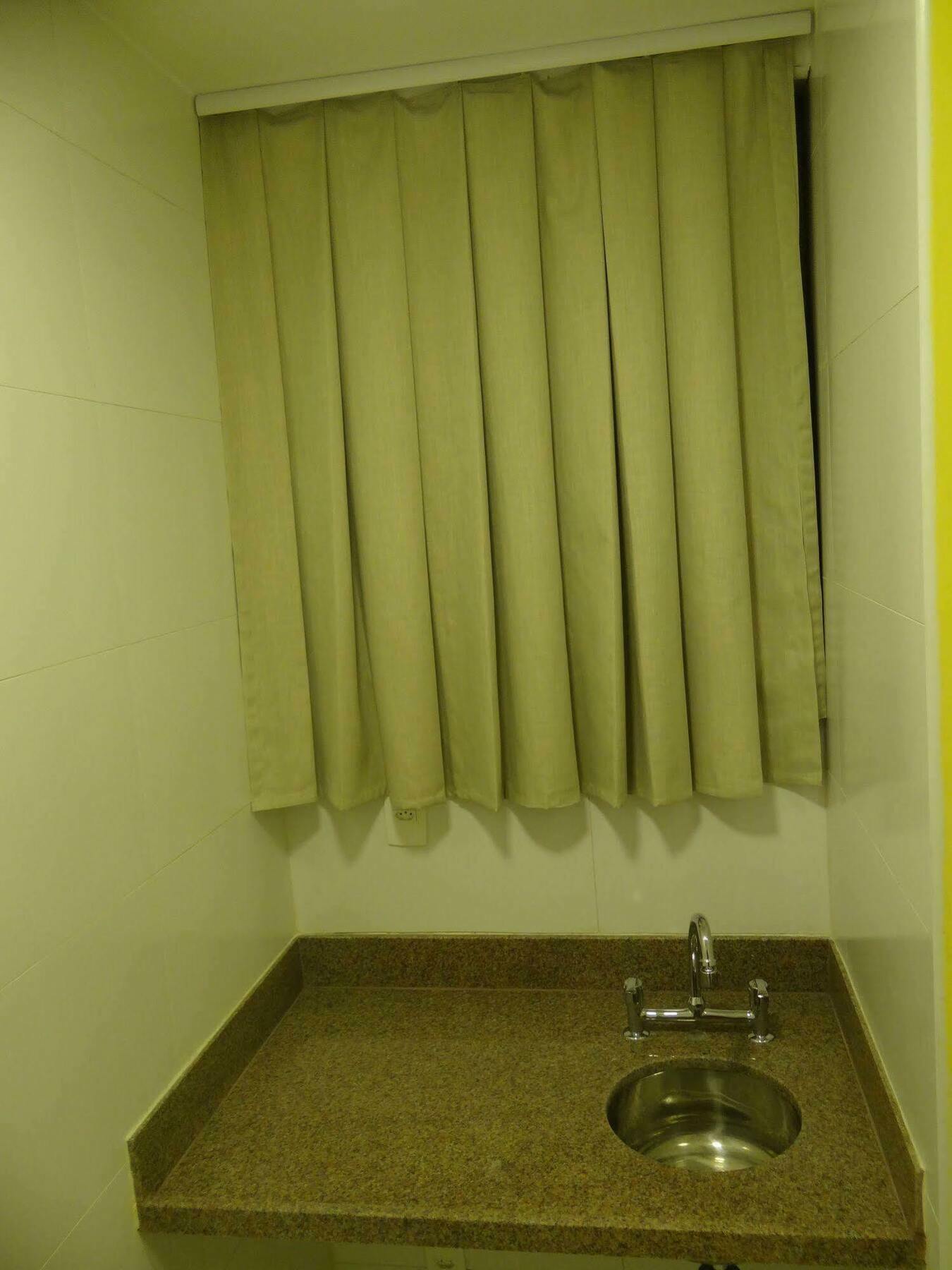 Vertical Albergue *